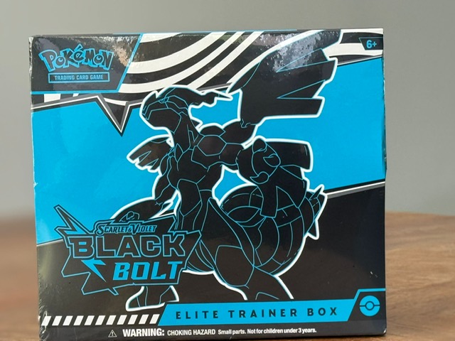 Pokémon TCG Scarlet & Violet Black Bolt Elite Trainer Box
