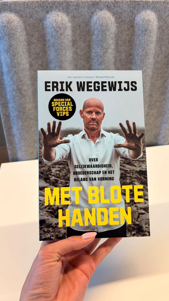 Boek Met blote handen van Erik Wegewijs