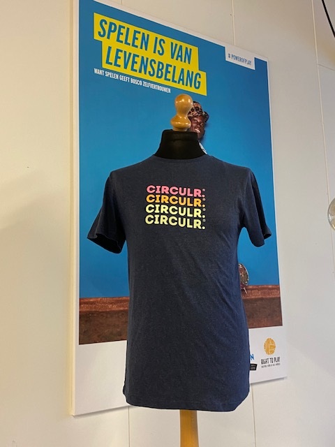 CIRCULR t-shirt