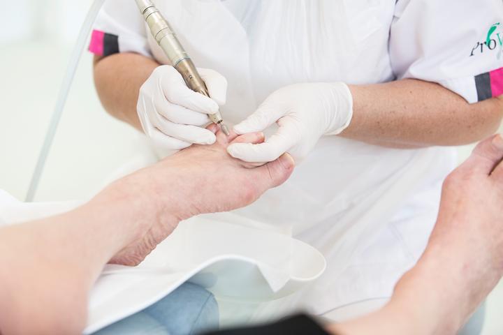 Een pedicure behandeling
