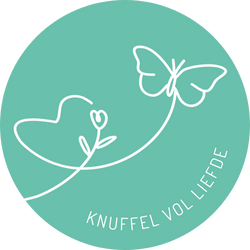 Knuffel gemaakt van kleding vol liefde
