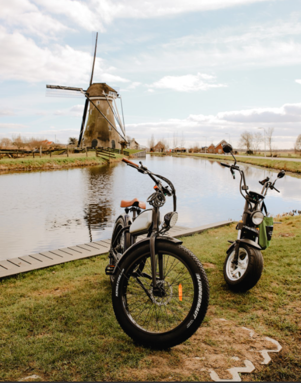 Stap op een E-Chopper of E-Fatbike
