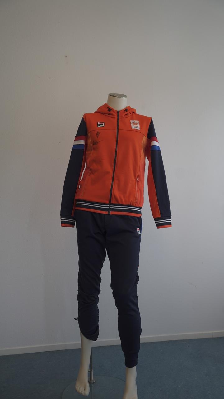 Set 20: vest en joggingbroek